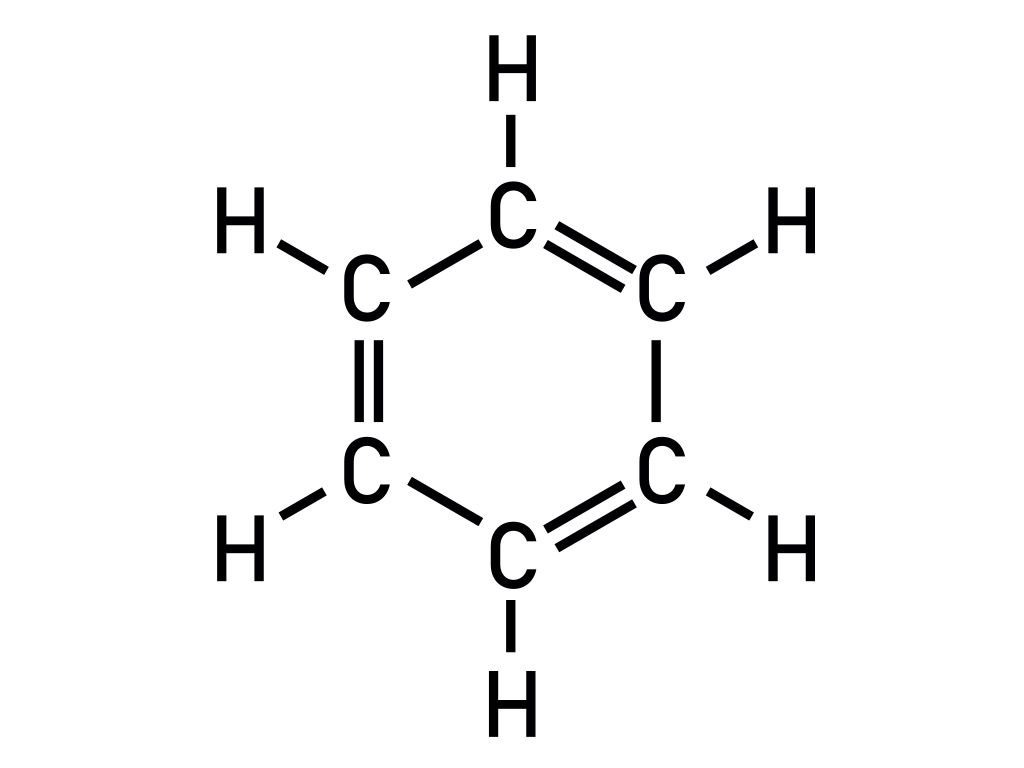 De organisch chemische verbinding met formule C6H6 werd vroeger gebruikt als aftershave en ook om cafeïne uit koffie te extraheren. Wegens de eigenschap bijzonder kankerverwekkende te zijn, wordt dit product daarvoor niet meer gebruikt. Geef de naam van deze verbinding die tegenwoordig nog gebruikt wordt voor de productie van plastiek en rubber.