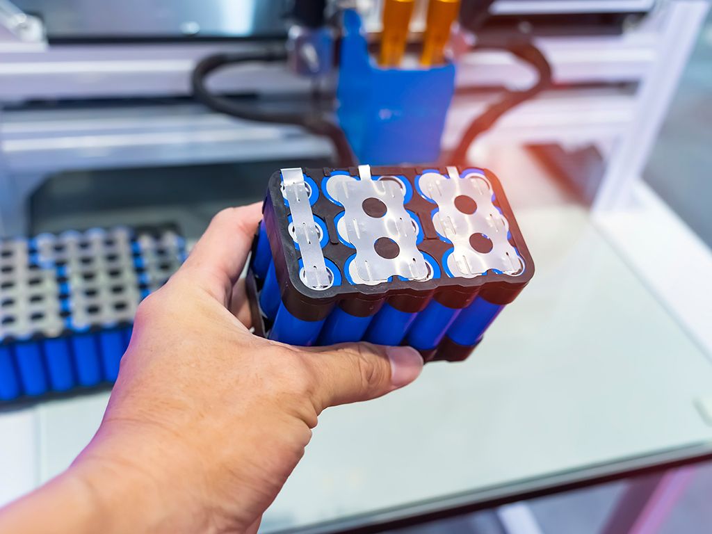 De uitreiking van de Nobelprijzen voor 2019 is achter de rug. Dat jaar ging de prijs voor scheikunde naar drie wetenschappers die aan de basis stonden van de ontwikkeling van oplaadbare batterijen. Over welke batterijen gaat het hier?